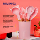 Kit Chef Elegance: 10 Utensílios de Cozinha em Silicone com cabo de Madeira e de BRINDE ganhe um Pegador de Salada e um Porta Utensílios MAIS um E-BOOK EXCLUSIVO com receitas fáceis e práticas para o seu dia a dia.