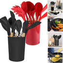 Kit Chef Elegance: 10 Utensílios de Cozinha em Silicone com cabo de Madeira e de BRINDE ganhe um Pegador de Salada e um Porta Utensílios MAIS um E-BOOK EXCLUSIVO com receitas fáceis e práticas para o seu dia a dia.